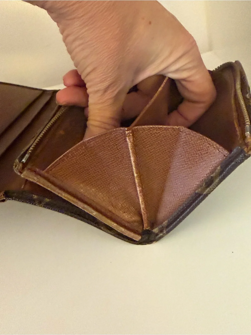 Authentic Vintage Louis Vuitton Porte Trésor International Wallet - Picture 11 of 15